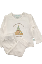 Pamuklu ekru bebek alt üst takım - detay görünümü