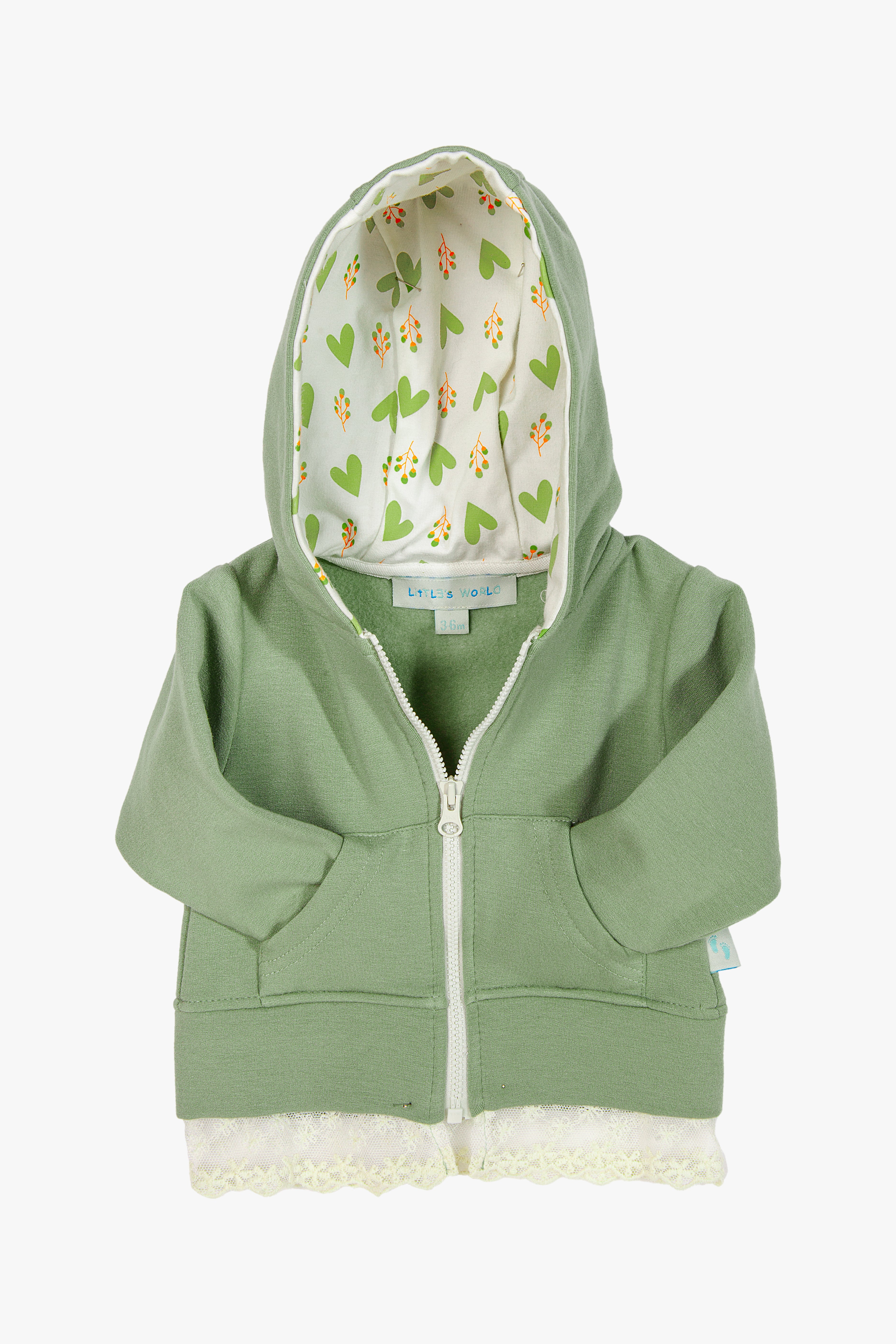 İskandinav tarzı mint bebek kıyafeti - kullanım görünümü